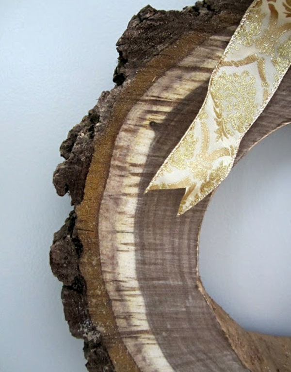 Wand- und Türkränze selber machen holz ausschnitt band goldgelb