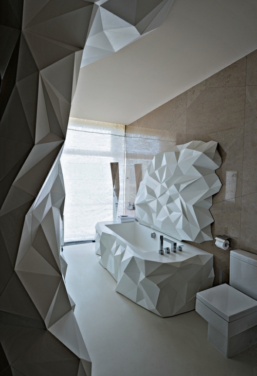 attraktive Badezimmer Design badewanne eckig weiß gestaltung geometrisch