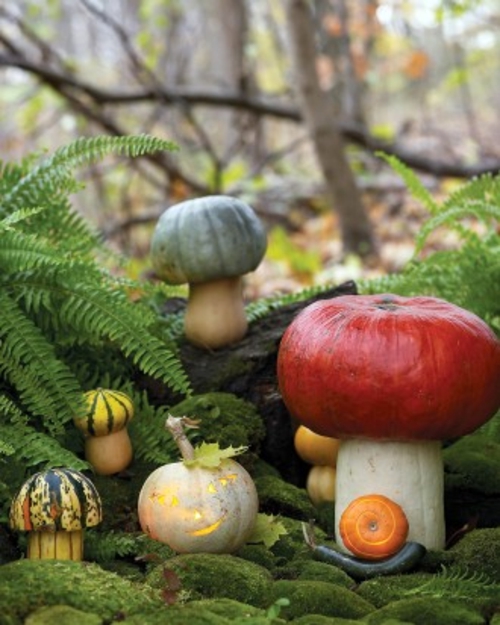 halloween außendekoration große pilze aus kürbissen