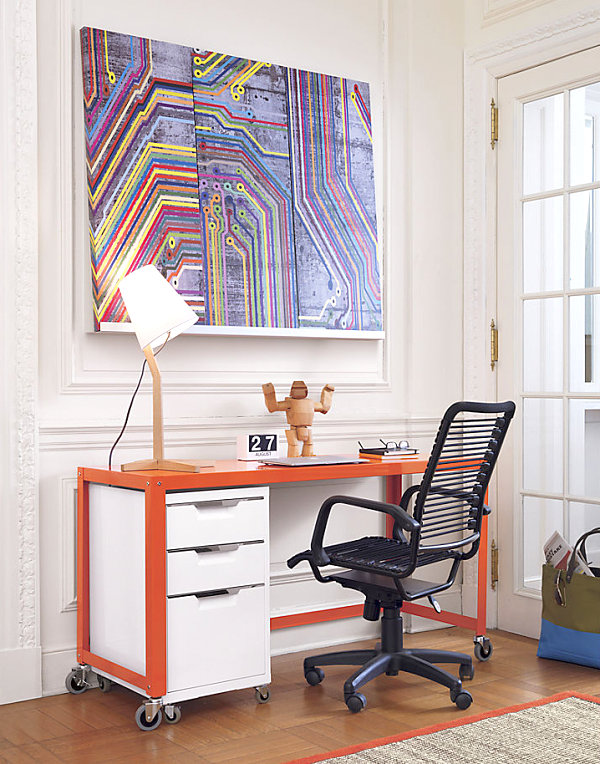 innendesign ideen orange farbe sofa büro arbeitsplatz farbakzente