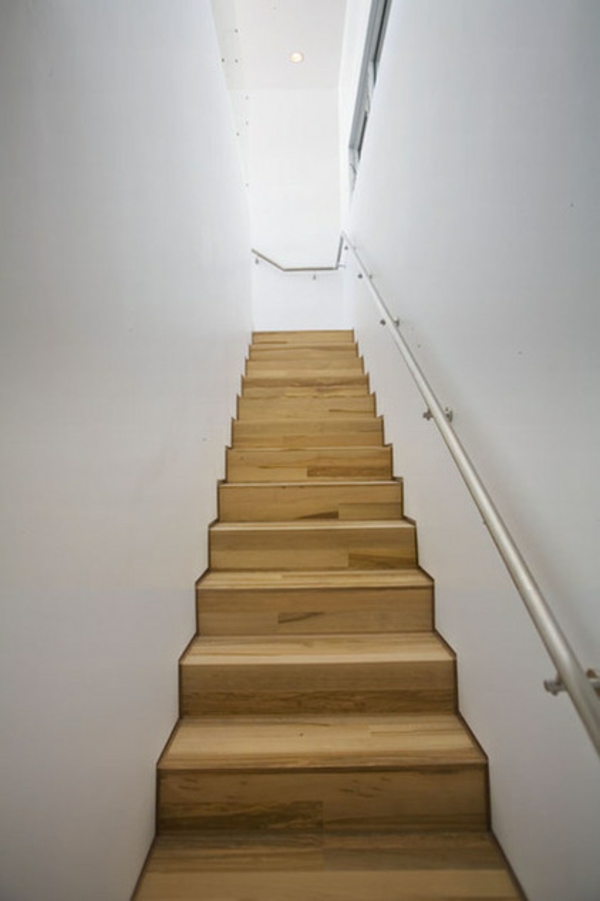 moderne architektonische details schmale minimalistische treppe