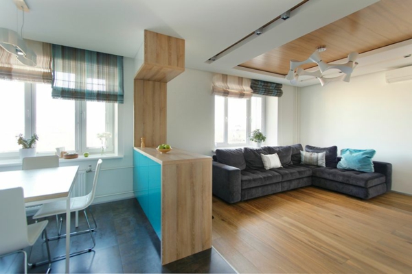 modernes apartment kücheninsel trennwand aus hellem holz