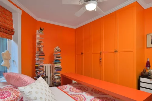 sensationelle Schlafzimmer in Orange kleiderschrank eingebaut modern