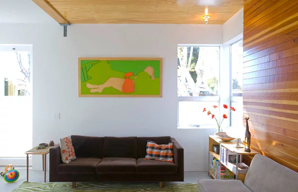 wohnen und dekorieren kunstwerk wand deko sofa wohnzimmer