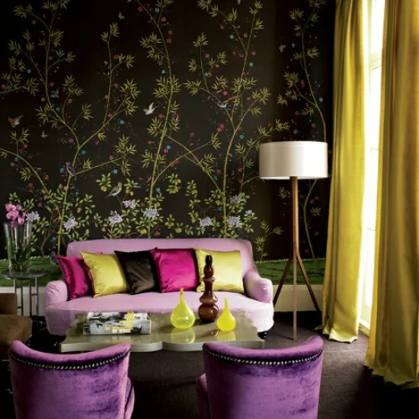 wohnzimmer farben lila samtweiche sessel