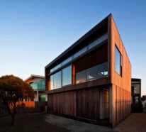 Moderne Residenz mit Innendesign aus Holz bietet einladende Üppigkeit