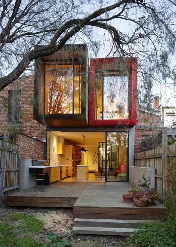 Modernes-japanisches-Einfamilienhaus-kastenartig-design-holz-veranda