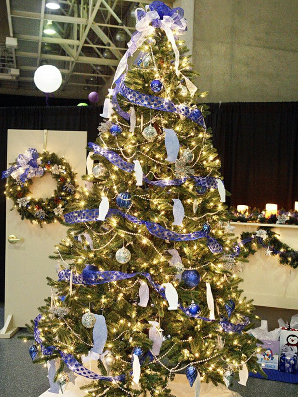 dekoration für künstlichen Weihnachtsbaum blau girlande
