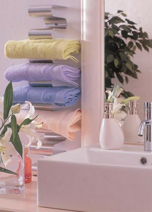 coole Einrichtung fürs kleine Badezimmer badetücher waschbecken