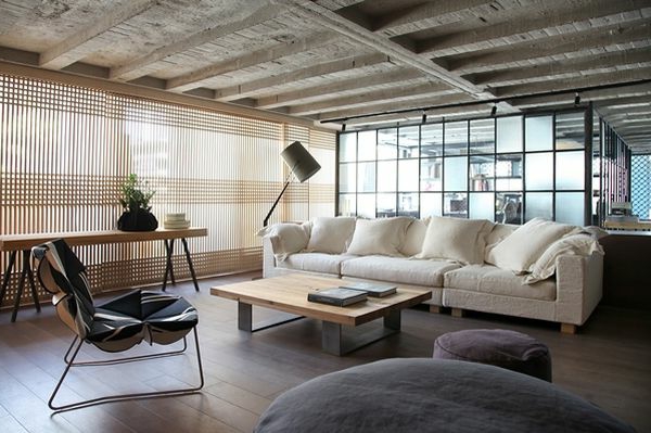 schickes Loft und Design Studio wohnzimmer weiß sofa decke