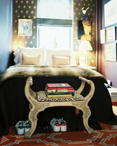 schlafzimmer gestalten rokoko hocker mit leopardenmuster