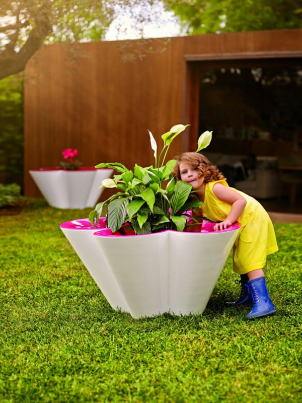 Coole Kindermöbel für Ihren Garten blumentopf