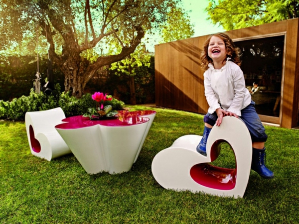 Kindermöbel für Ihren Garten glanzvoll fröhlich