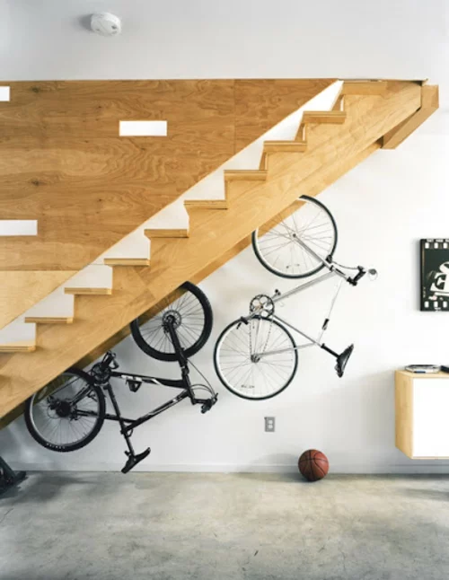 DIY Fahrrad zu Hause richtig aufbewahren ständer treppe