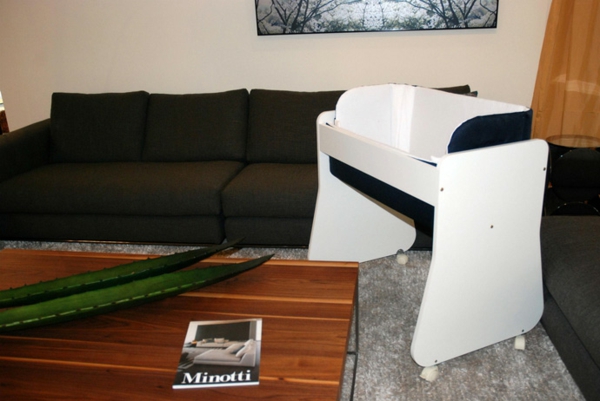 Innovatives Babybett - Cully Belly Co-Sleeper