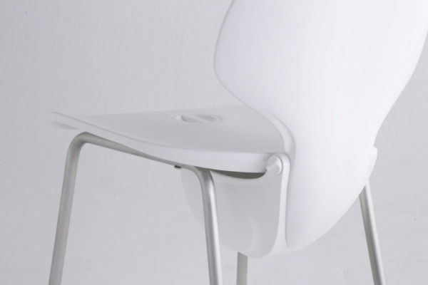  und Schutzhelm verwenden japanisch klappbar Stuhl