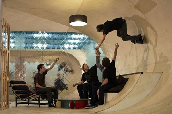 außergewöhnliche häuser skateboard haus