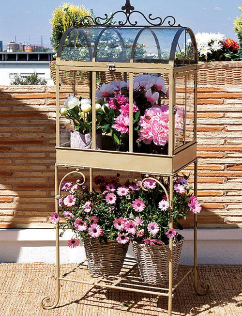 24 coole Vintage Blumentöpfe im Garten einbauen