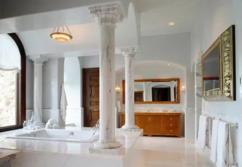 Die Holztür sanieren eingangstür marmor luxus weiß säulen