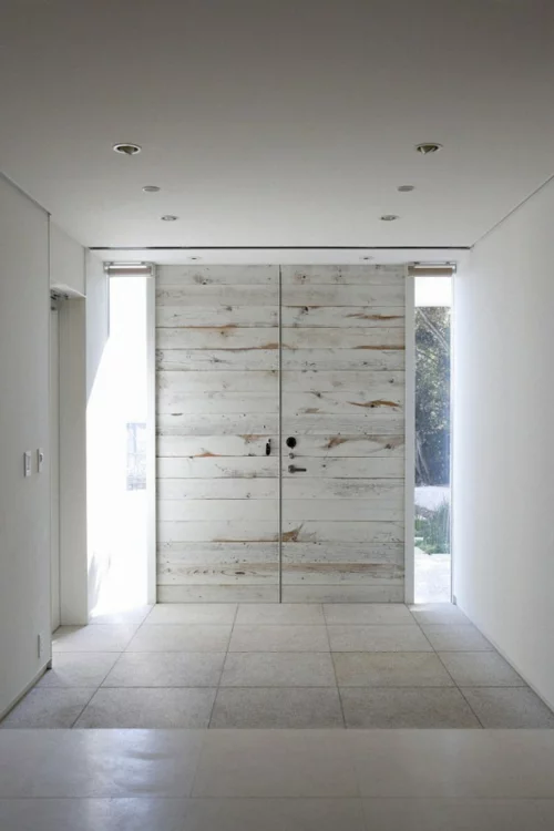 Holztür sanieren eingangstür weiß lackiert dezent
