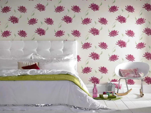 Wandgestaltung mit Tapeten blüten weiß gras grün schlafzimmer