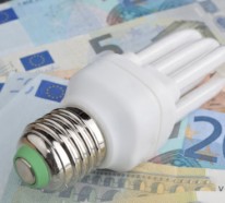 Mit der richtigen Beleuchtung das Wohnzimmer in Szene setzen