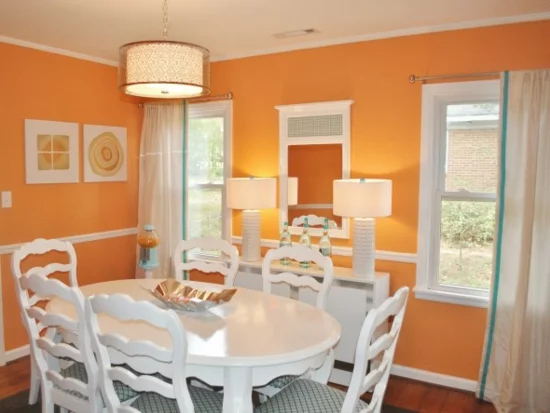 farbe orange weiße stühle ovaler esstisch