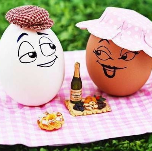 lustige ostereier eierpaar picknick
