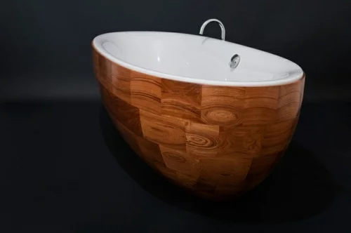 Badezimmer  Badewannen aus Holz verkleidung