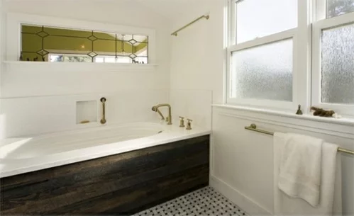 Badezimmer Badewannen aus Holz weiß einrichtung