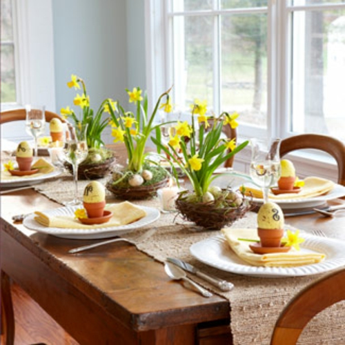 Tischdeko zu Ostern eierschale blümchen rustikal fenster