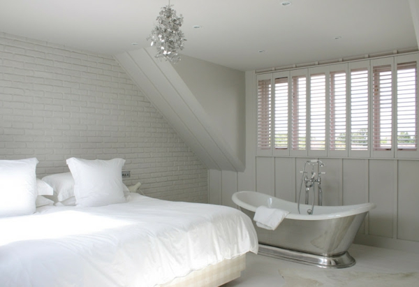 badewanne schlafzimmer valentinstag romantisch bettdecke  metallisch
