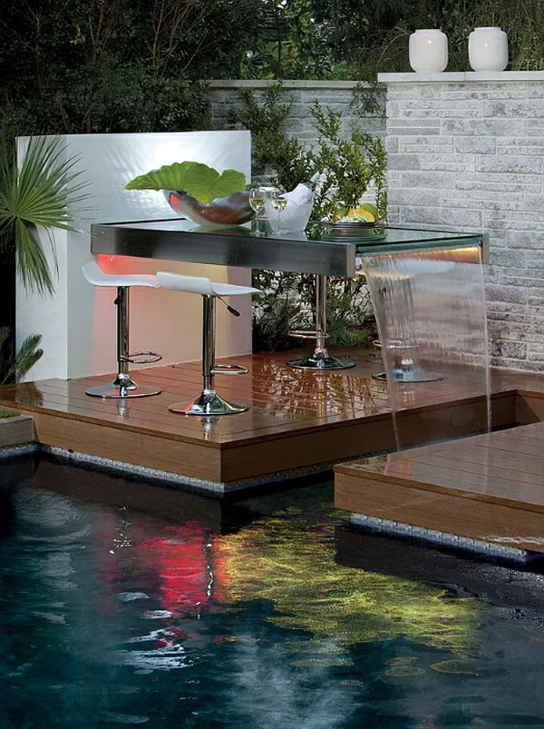 garten mit pool beistelltisch luxus modern