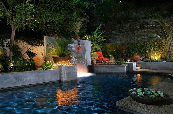 garten mit pool gestalten luxus ferienhaus nachtsüber gartenbeleuchtung
