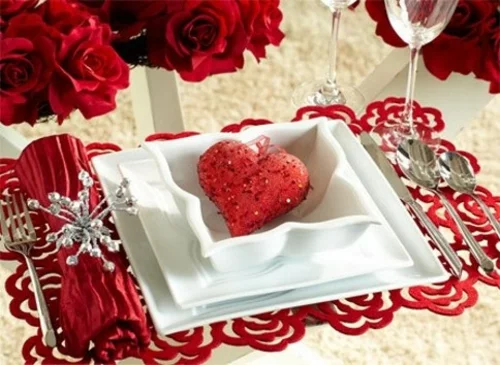 romantische ideen zum valentinstag tischdeko serviettenring rosen herz
