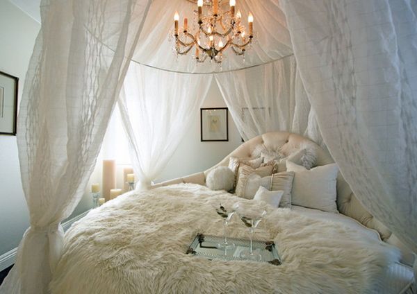 rundes bett schlafzimmer weiß baldachinbett romantisch