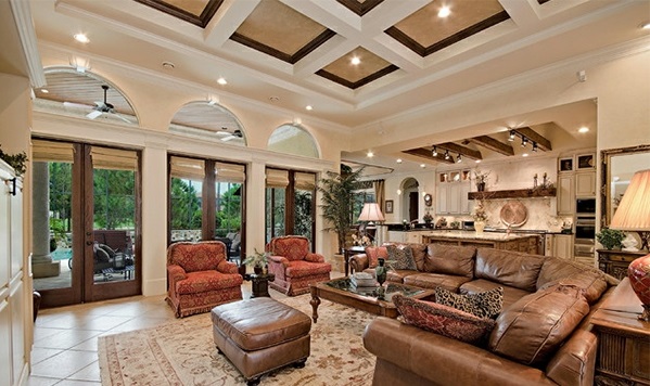 15 traditionelle Wohnzimmer mit Kassettendecken