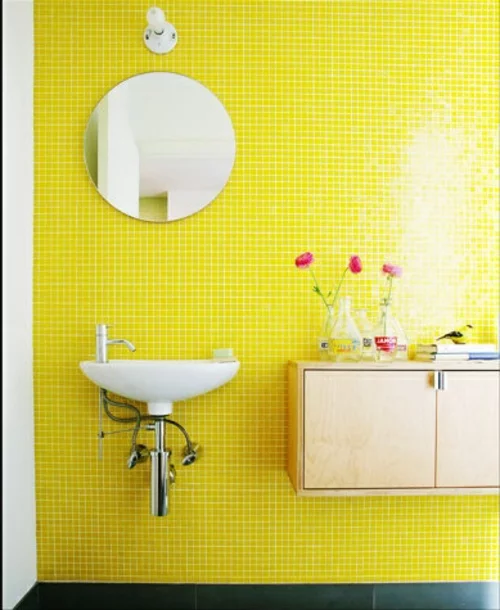 farben gelb Badezimmer und Badezimmerfliesen 