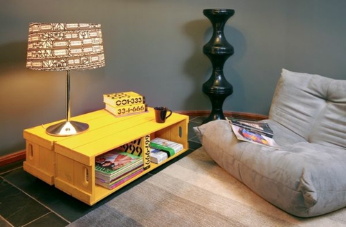 Coole Möbel DIY bastelideen gelb lackiert Europaletten 
