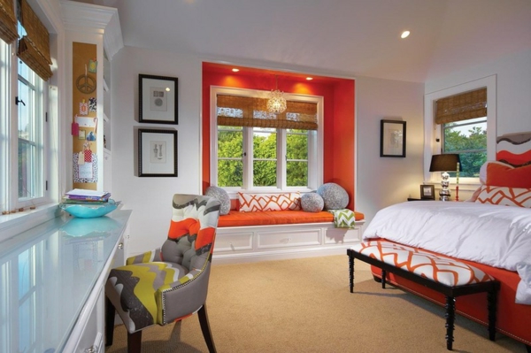 Dekoideen fürs Schlafzimmer wandgestaltung orange fenster nische