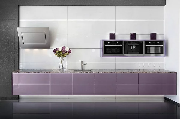 Farben für Küchenschränke purpurrot dunkel 