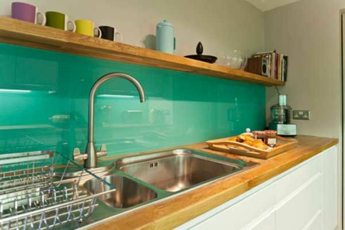 Glasrückwand küchen  glanzvoll farben leuchtend mintgrün