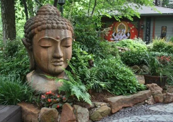 buddha kopf figur steinstatuen garten