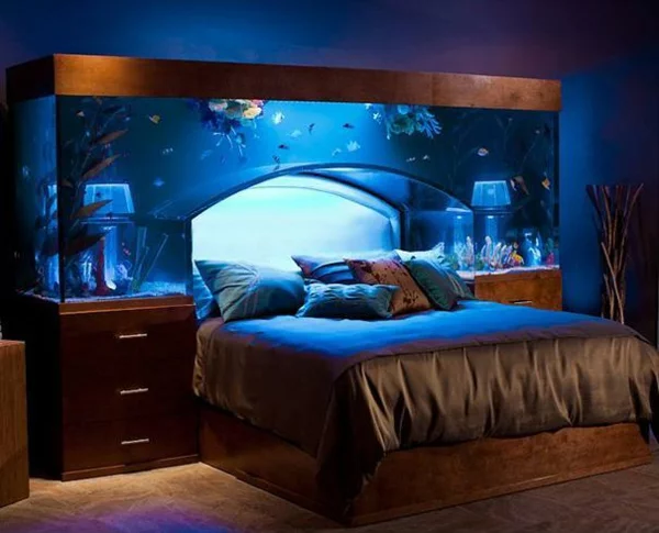 einrichtungsideen schlafzimmer bett aquarium