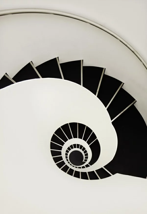 graphische spiraltreppe gestalten schwarzweiß