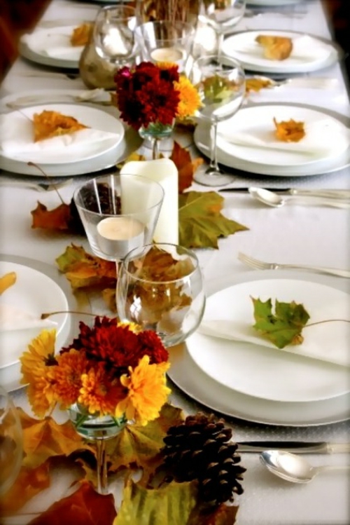 abendessen tafel herbst gäste empfangen tischdeko party 