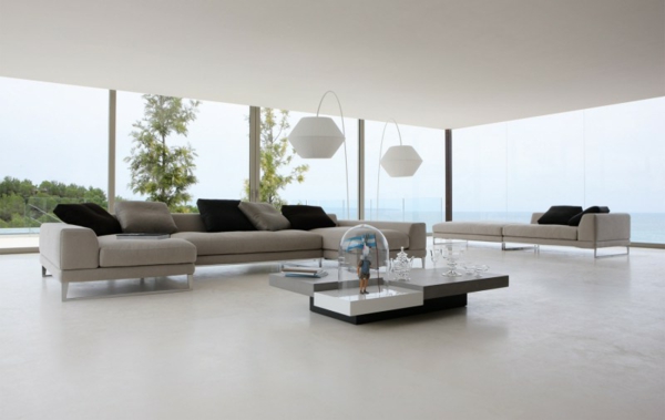 wohnzimmer weiß minimalistisch pflanzen glatte oberflächen