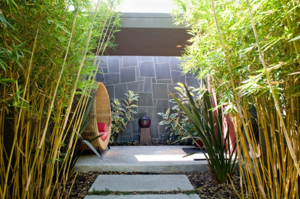 Ideen für Gartengestaltung rattan gartenmöbel sichtschutz bambus