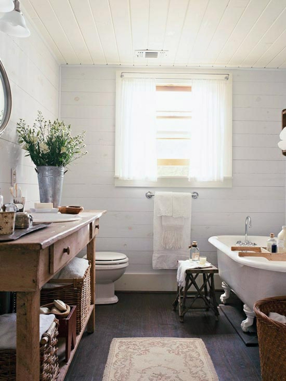 badezimmer möbel aus holz im retro stil rustikal holzboden läufer