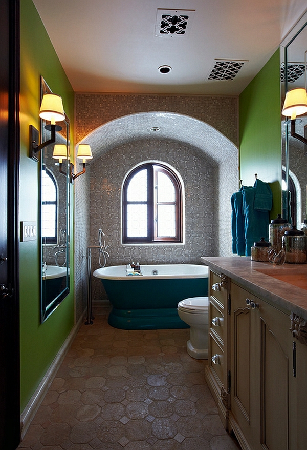 farbige badezimmer badmöbel badewanne mit sockel